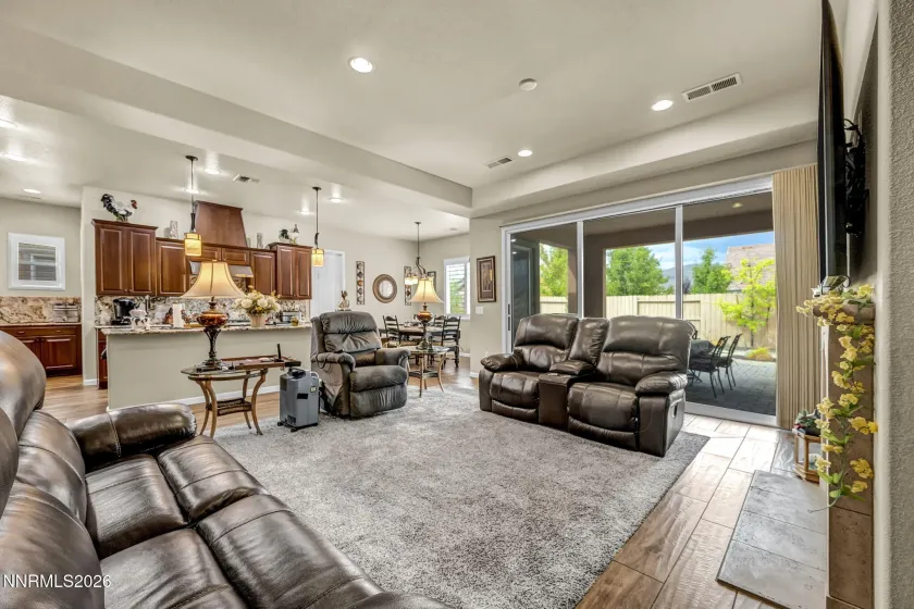 2047 Altair, Reno, Nevada 89521, 4 Bedrooms Bedrooms, ,4 BathroomsBathrooms,Residential,Residential,Altair,0,260010541