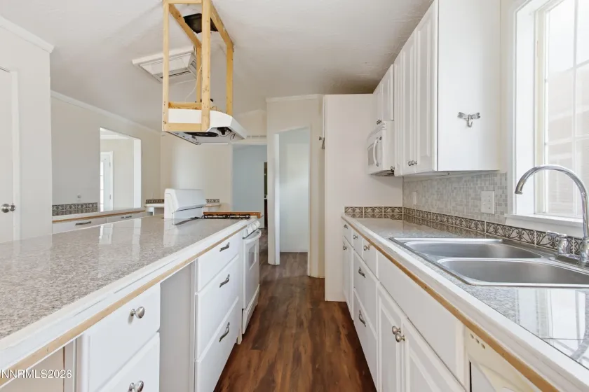 302 Cottonwood, Walker Lake, Nevada 89415, 2 Bedrooms Bedrooms, ,2 BathroomsBathrooms,Residential,Residential,Cottonwood,0,260010553