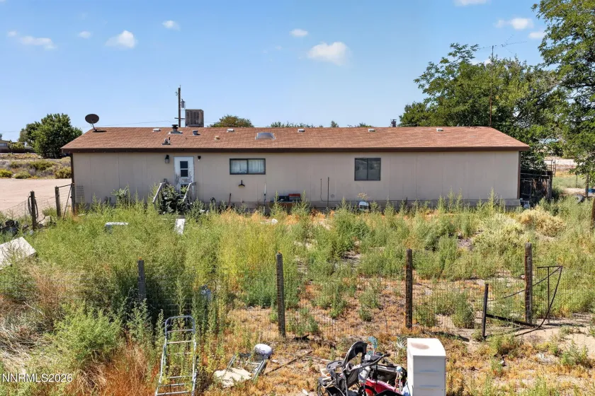 1201 Gummow, Fallon, Nevada 89406, 3 Bedrooms Bedrooms, ,2 BathroomsBathrooms,Residential,Residential,Gummow,0,260010555