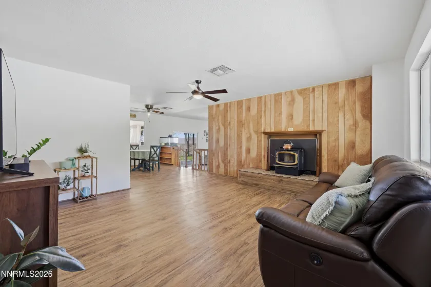 54 Locust, Yerington, Nevada 89447, 3 Bedrooms Bedrooms, ,2 BathroomsBathrooms,Residential,Residential,Locust,0,260010579