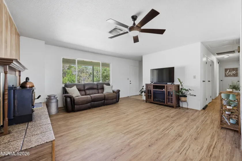54 Locust, Yerington, Nevada 89447, 3 Bedrooms Bedrooms, ,2 BathroomsBathrooms,Residential,Residential,Locust,0,260010579