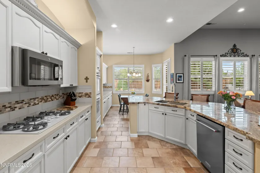 Kitchen with Nook