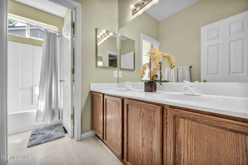 330 Sparrow hawk, Spanish Springs, Nevada 89436, 4 Bedrooms Bedrooms, ,3 BathroomsBathrooms,Residential,Residential,Sparrow hawk,0,260010582