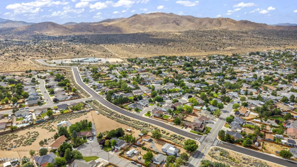 330 Sparrow hawk, Spanish Springs, Nevada 89436, 4 Bedrooms Bedrooms, ,3 BathroomsBathrooms,Residential,Residential,Sparrow hawk,0,260010582