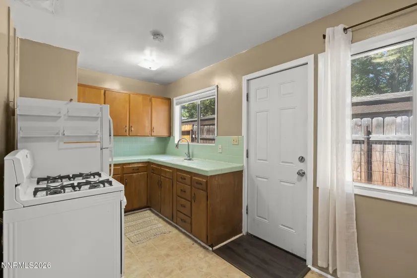 305 Burton, Carson City, Nevada 89706, 3 Bedrooms Bedrooms, ,2 BathroomsBathrooms,Residential,Residential,Burton,0,260010594