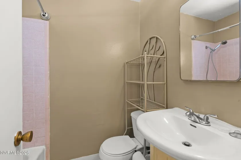 305 Burton, Carson City, Nevada 89706, 3 Bedrooms Bedrooms, ,2 BathroomsBathrooms,Residential,Residential,Burton,0,260010594