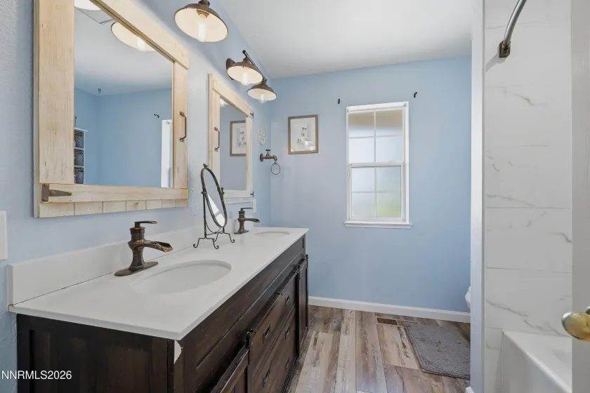 205 Bridle Path, Sparks, Nevada 89441, 4 Bedrooms Bedrooms, ,3 BathroomsBathrooms,Residential,Residential,Bridle Path,0,260010577
