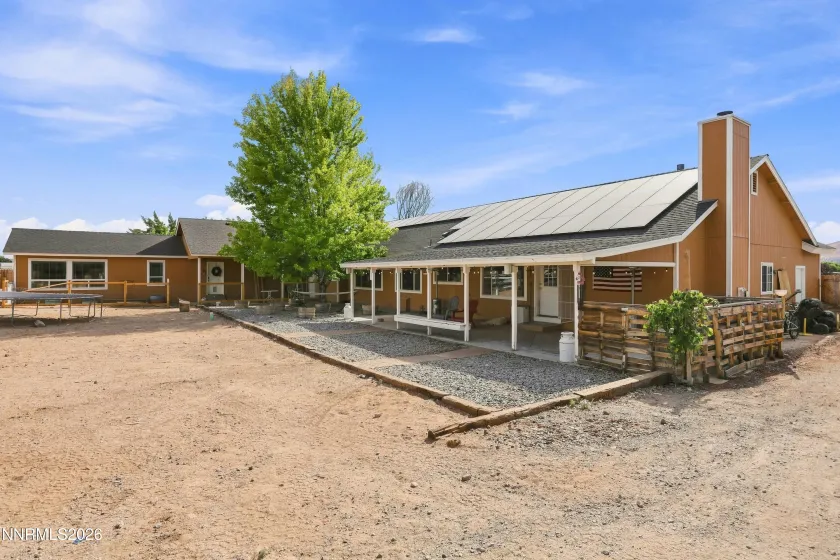 205 Bridle Path, Sparks, Nevada 89441, 4 Bedrooms Bedrooms, ,3 BathroomsBathrooms,Residential,Residential,Bridle Path,0,260010577