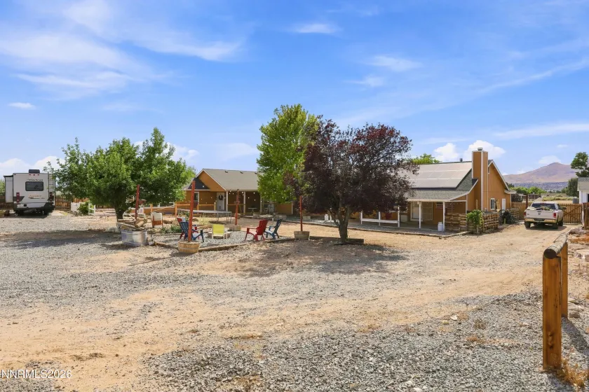 205 Bridle Path, Sparks, Nevada 89441, 4 Bedrooms Bedrooms, ,3 BathroomsBathrooms,Residential,Residential,Bridle Path,0,260010577