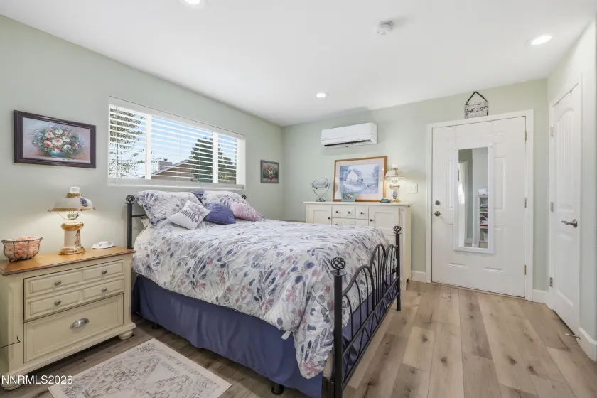 Guest House-Bedroom