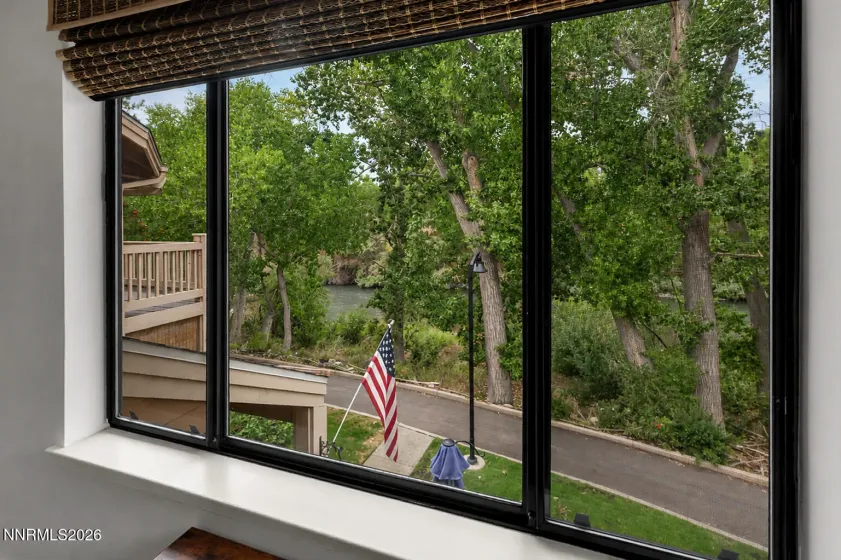 2875 Idlewild, Reno, Nevada 89509, 2 Bedrooms Bedrooms, ,3 BathroomsBathrooms,Residential,Residential,Idlewild,0,260010596