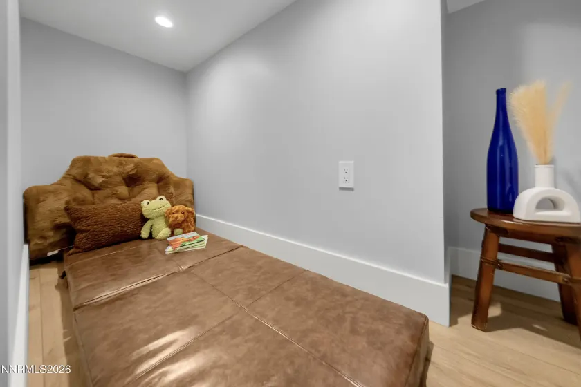 2875 Idlewild, Reno, Nevada 89509, 2 Bedrooms Bedrooms, ,3 BathroomsBathrooms,Residential,Residential,Idlewild,0,260010596