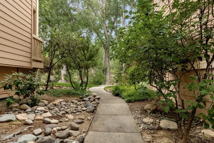 2875 Idlewild, Reno, Nevada 89509, 2 Bedrooms Bedrooms, ,3 BathroomsBathrooms,Residential,Residential,Idlewild,0,260010596