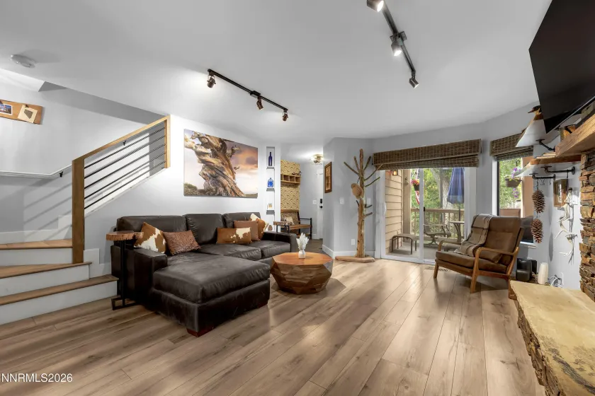 2875 Idlewild, Reno, Nevada 89509, 2 Bedrooms Bedrooms, ,3 BathroomsBathrooms,Residential,Residential,Idlewild,0,260010596
