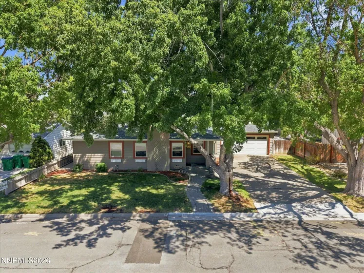 611 Martin, Carson City, Nevada 89703, 2 Bedrooms Bedrooms, ,1 BathroomBathrooms,Residential,Residential,Martin,0,260010600