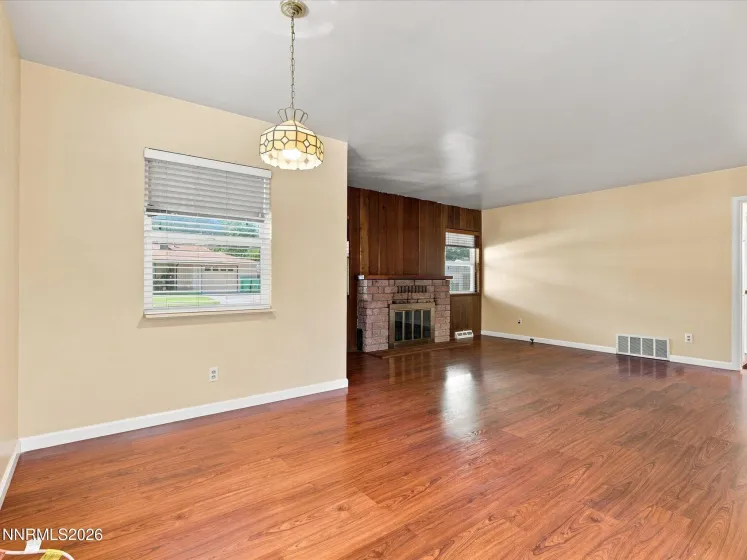 611 Martin, Carson City, Nevada 89703, 2 Bedrooms Bedrooms, ,1 BathroomBathrooms,Residential,Residential,Martin,0,260010600