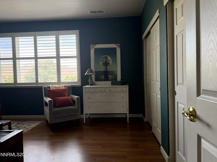Bedroom 2 (very large)