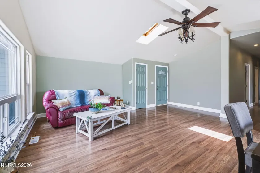 1274 Kingston, Gardnerville, Nevada 89460, 3 Bedrooms Bedrooms, ,2 BathroomsBathrooms,Residential,Residential,Kingston,0,260010608