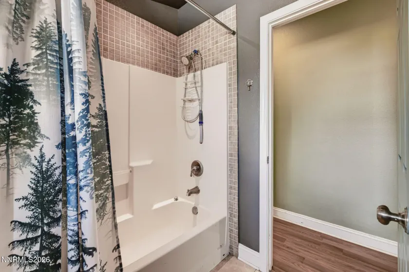 1274 Kingston, Gardnerville, Nevada 89460, 3 Bedrooms Bedrooms, ,2 BathroomsBathrooms,Residential,Residential,Kingston,0,260010608