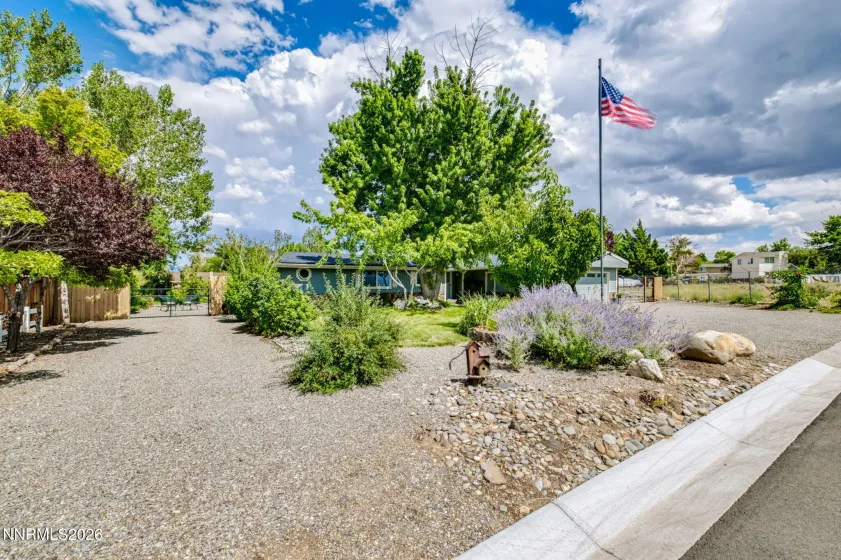 1274 Kingston, Gardnerville, Nevada 89460, 3 Bedrooms Bedrooms, ,2 BathroomsBathrooms,Residential,Residential,Kingston,0,260010608