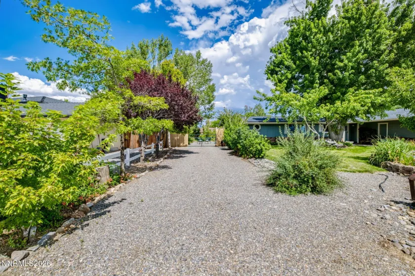 1274 Kingston, Gardnerville, Nevada 89460, 3 Bedrooms Bedrooms, ,2 BathroomsBathrooms,Residential,Residential,Kingston,0,260010608