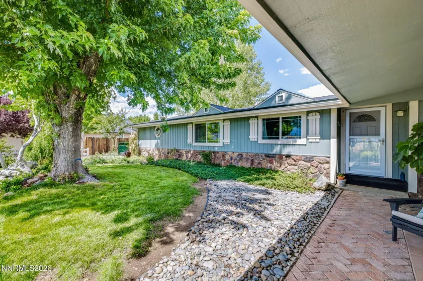 1274 Kingston, Gardnerville, Nevada 89460, 3 Bedrooms Bedrooms, ,2 BathroomsBathrooms,Residential,Residential,Kingston,0,260010608