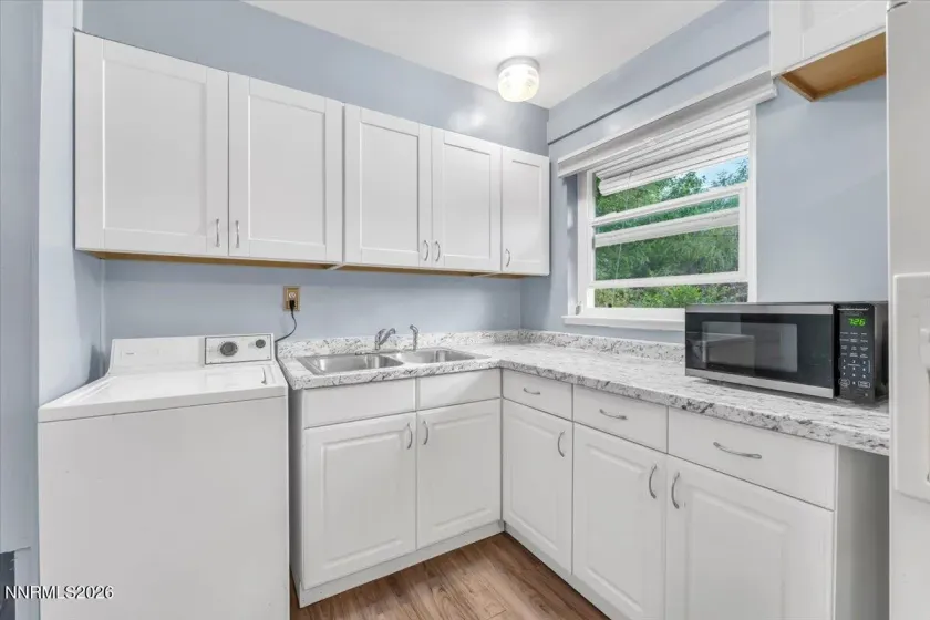 1890 Bonneville, Reno, Nevada 89503, 3 Bedrooms Bedrooms, ,1 BathroomBathrooms,Residential,Residential,Bonneville,0,260010609