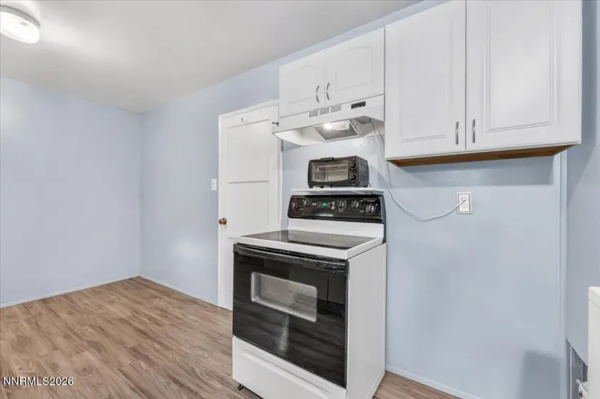 1890 Bonneville, Reno, Nevada 89503, 3 Bedrooms Bedrooms, ,1 BathroomBathrooms,Residential,Residential,Bonneville,0,260010609
