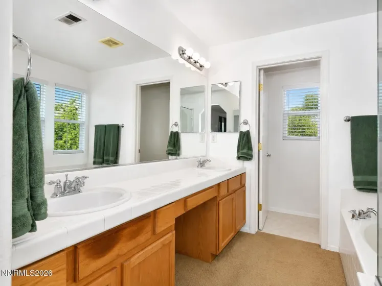 1402 Sugar Maple, Gardnerville, Nevada 89410, 4 Bedrooms Bedrooms, ,3 BathroomsBathrooms,Residential,Residential,Sugar Maple,0,260010611