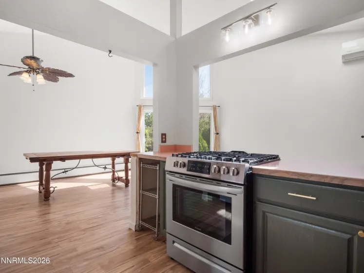 628 Highland, Carson City, Nevada 89703, 3 Bedrooms Bedrooms, ,2 BathroomsBathrooms,Residential,Residential,Highland,0,260010612