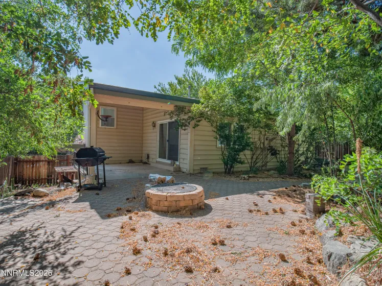 628 Highland, Carson City, Nevada 89703, 3 Bedrooms Bedrooms, ,2 BathroomsBathrooms,Residential,Residential,Highland,0,260010612