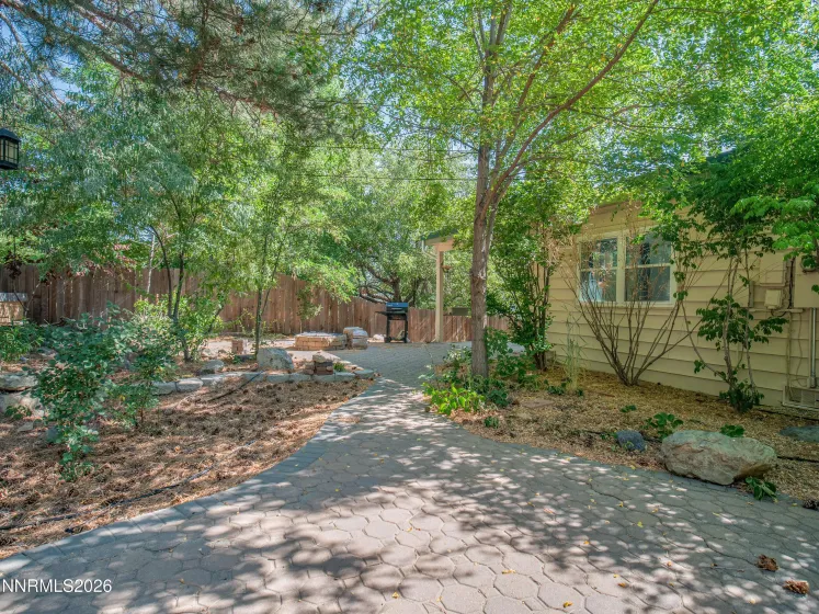 628 Highland, Carson City, Nevada 89703, 3 Bedrooms Bedrooms, ,2 BathroomsBathrooms,Residential,Residential,Highland,0,260010612