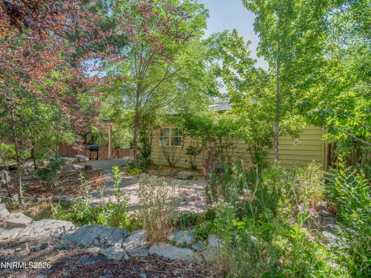 628 Highland, Carson City, Nevada 89703, 3 Bedrooms Bedrooms, ,2 BathroomsBathrooms,Residential,Residential,Highland,0,260010612