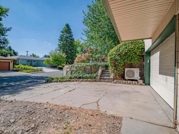 628 Highland, Carson City, Nevada 89703, 3 Bedrooms Bedrooms, ,2 BathroomsBathrooms,Residential,Residential,Highland,0,260010612