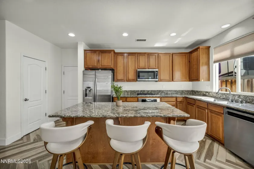 480 Luciana, Reno, Nevada 89521, 4 Bedrooms Bedrooms, ,4 BathroomsBathrooms,Residential,Residential,Luciana,0,260010616
