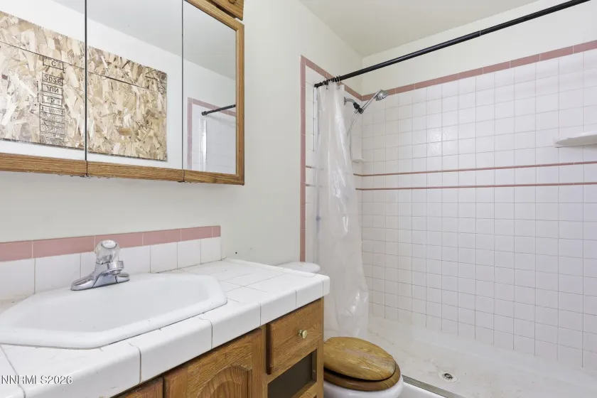 937 Camino Real, Sparks, Nevada 89434, 4 Bedrooms Bedrooms, ,2 BathroomsBathrooms,Residential,Residential,Camino Real,0,260010619