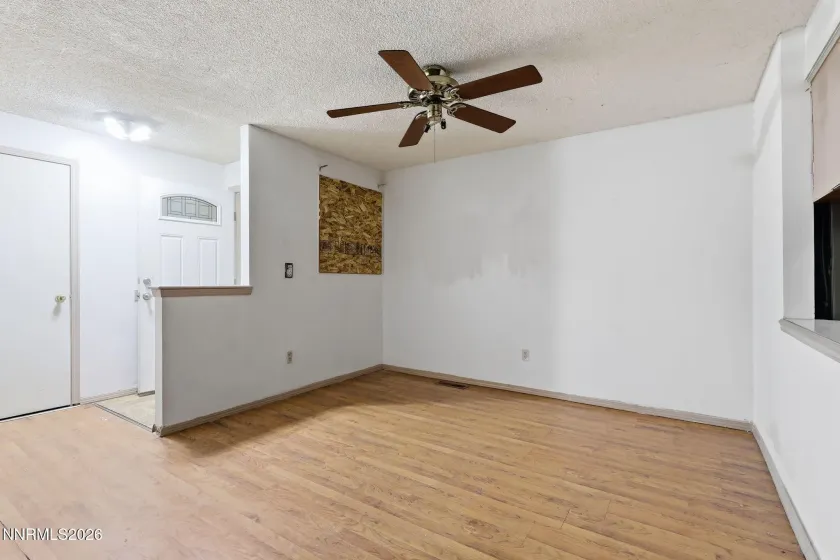 937 Camino Real, Sparks, Nevada 89434, 4 Bedrooms Bedrooms, ,2 BathroomsBathrooms,Residential,Residential,Camino Real,0,260010619