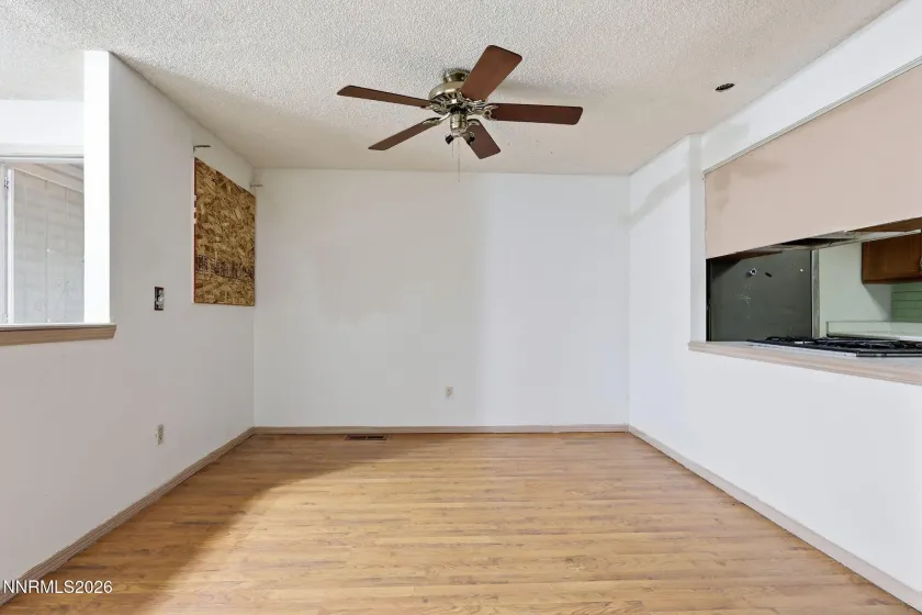 937 Camino Real, Sparks, Nevada 89434, 4 Bedrooms Bedrooms, ,2 BathroomsBathrooms,Residential,Residential,Camino Real,0,260010619