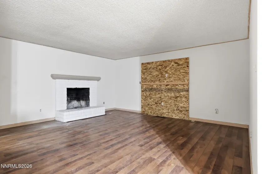 937 Camino Real, Sparks, Nevada 89434, 4 Bedrooms Bedrooms, ,2 BathroomsBathrooms,Residential,Residential,Camino Real,0,260010619