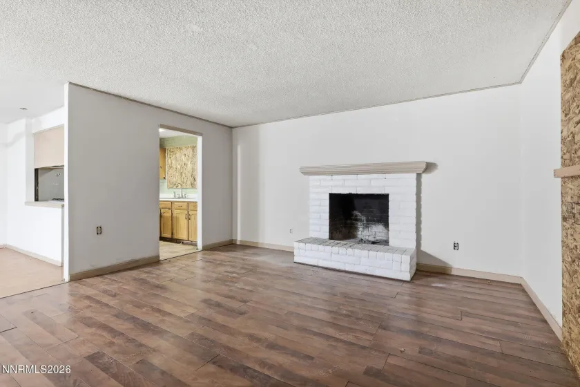 937 Camino Real, Sparks, Nevada 89434, 4 Bedrooms Bedrooms, ,2 BathroomsBathrooms,Residential,Residential,Camino Real,0,260010619