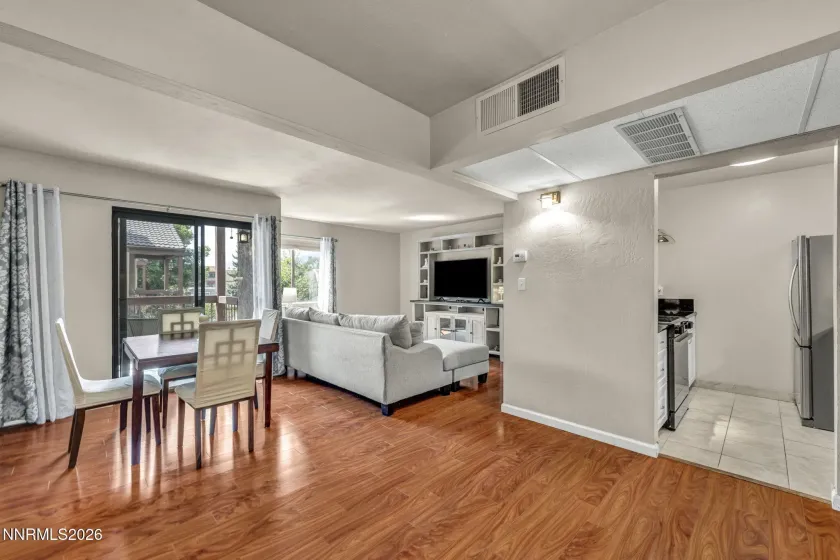 2955 Lakeside, Reno, Nevada 89509, 1 Bedroom Bedrooms, ,1 BathroomBathrooms,Residential,Residential,Lakeside,0,260010620