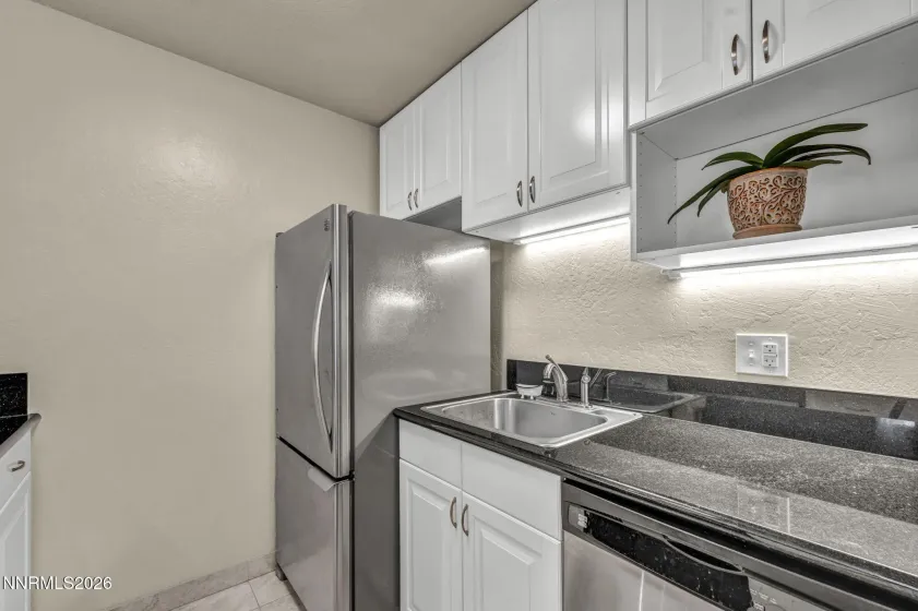 2955 Lakeside, Reno, Nevada 89509, 1 Bedroom Bedrooms, ,1 BathroomBathrooms,Residential,Residential,Lakeside,0,260010620