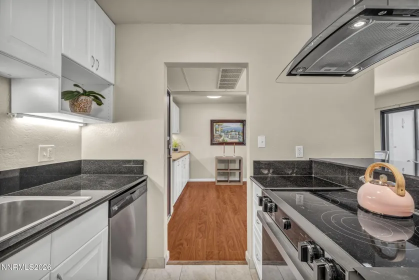 2955 Lakeside, Reno, Nevada 89509, 1 Bedroom Bedrooms, ,1 BathroomBathrooms,Residential,Residential,Lakeside,0,260010620