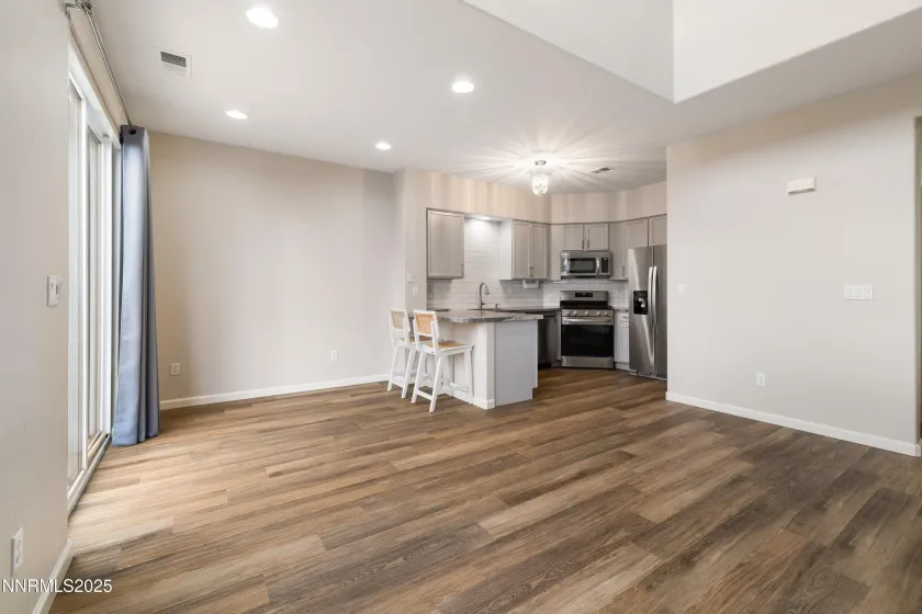9294 Lone Wolf, Reno, Nevada 89506, 3 Bedrooms Bedrooms, ,3 BathroomsBathrooms,Residential,Residential,Lone Wolf,0,260010624