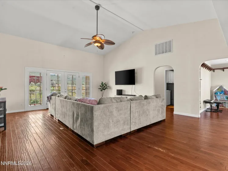 60 Horseshoe, Reno, Nevada 89508, 3 Bedrooms Bedrooms, ,2 BathroomsBathrooms,Residential,Residential,Horseshoe,0,260010628