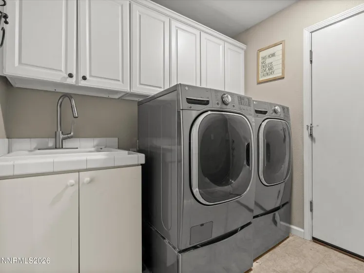 60 Horseshoe, Reno, Nevada 89508, 3 Bedrooms Bedrooms, ,2 BathroomsBathrooms,Residential,Residential,Horseshoe,0,260010628