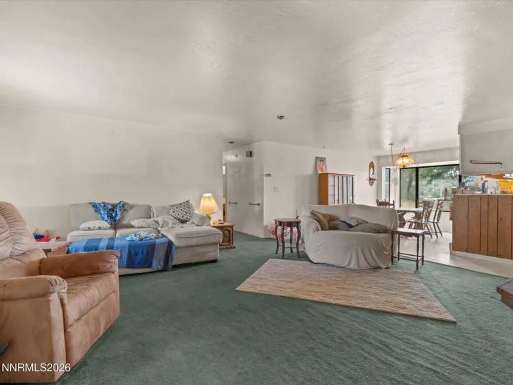 4190 Conte, Carson City, Nevada 89701, 6 Bedrooms Bedrooms, ,4 BathroomsBathrooms,Residential,Residential,Conte,0,260010629