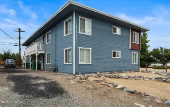 675 Denslowe, Reno, Nevada 89512, 8 Bedrooms Bedrooms, ,4 BathroomsBathrooms,Residential Income,Residential,Denslowe,0,260010634