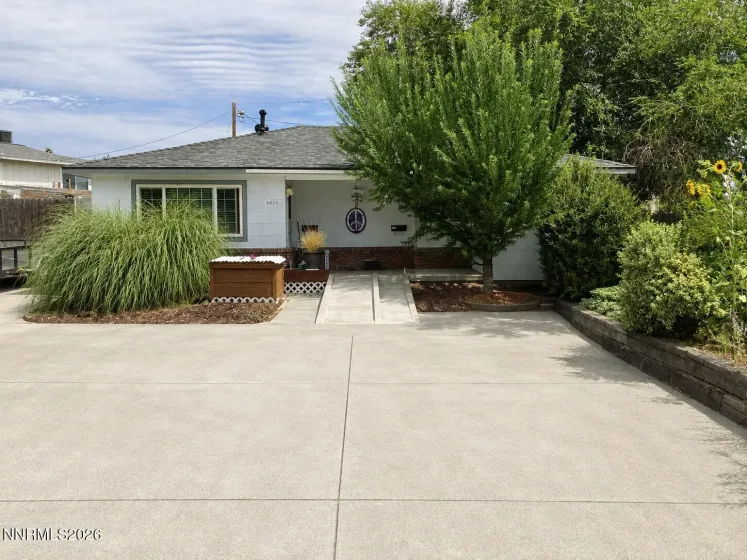 4020 Shinners, Reno, Nevada 89502, 2 Bedrooms Bedrooms, ,2 BathroomsBathrooms,Residential Income,Residential,Shinners,0,260010637