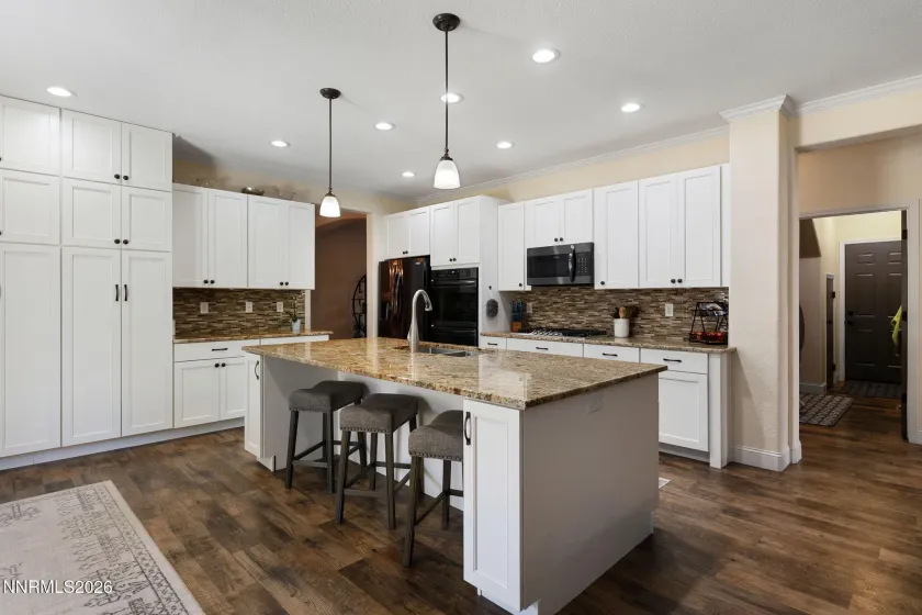 5840 Hidden Valley, Reno, Nevada 89502, 4 Bedrooms Bedrooms, ,3 BathroomsBathrooms,Residential,Residential,Hidden Valley,0,260010639